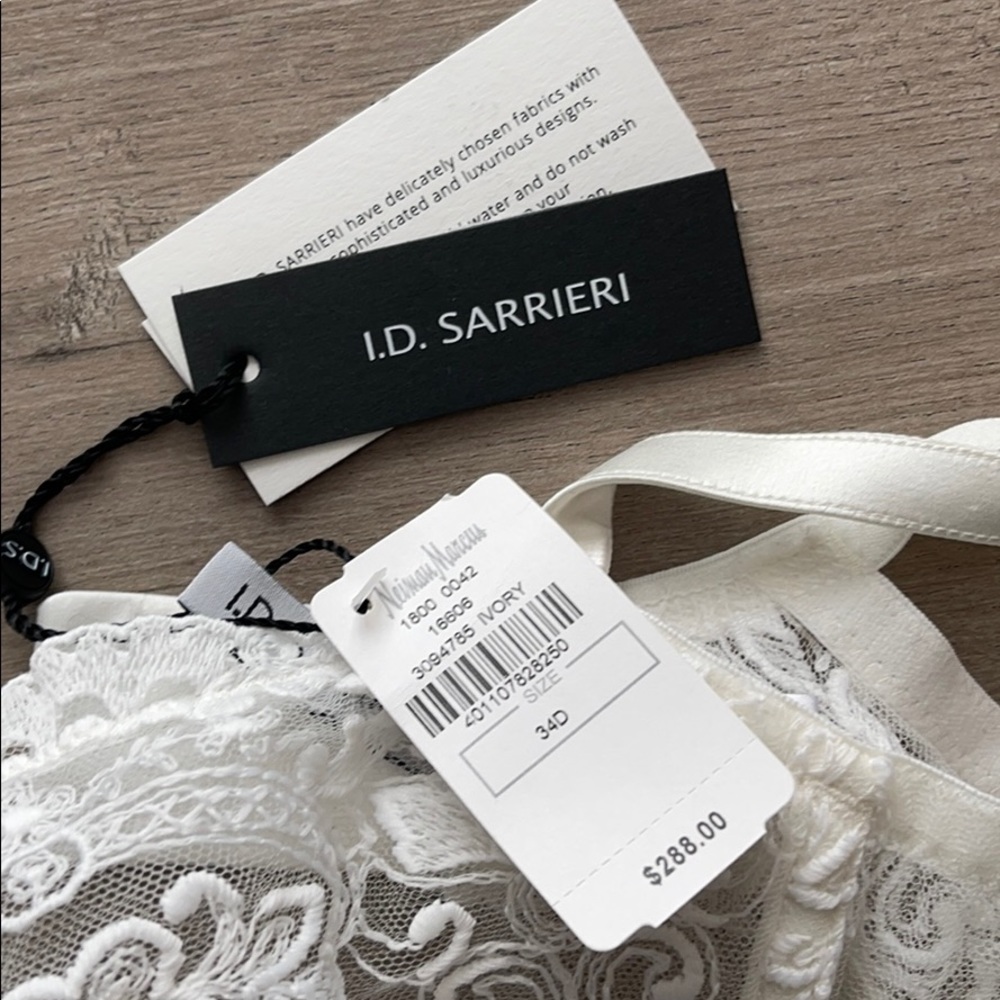 I d Sarrieri white lace bra and 2 thong bundle NWT 34D M thong x 2 - Picture 8 of 11